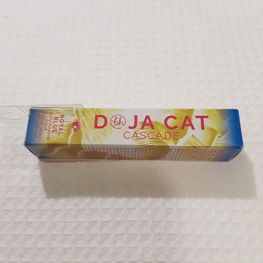 🛒3 for $15 Sale!! Doja Cat Royal Blue Liquid Eyeshadow